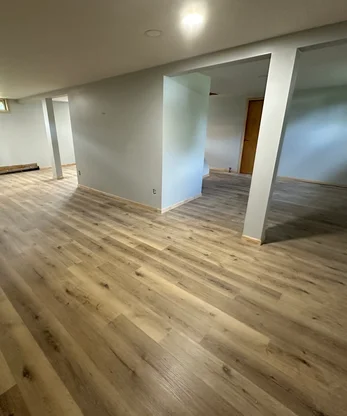 Custom-Flooring-Service-In-Marquette-County